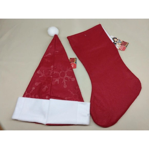 Wonder Woman Christmas Stocking and Santa Hat New 2 Piece Set - Picture 10 of 12